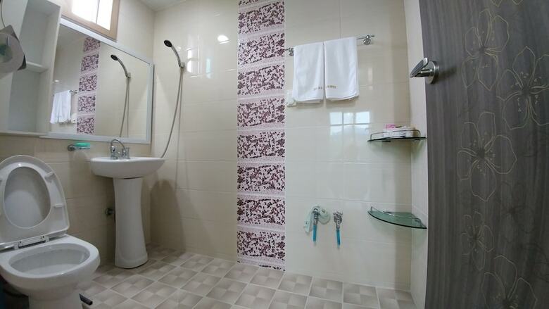 Hostal Chowoo Guesthouse