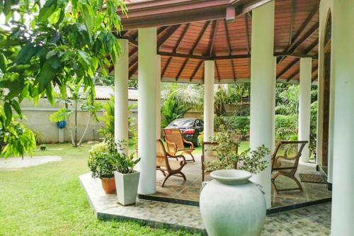 Villa Galle Holiday Home
