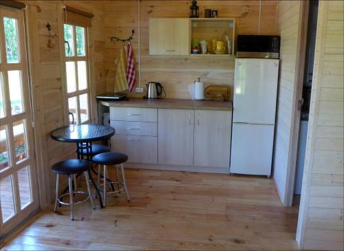 Lodge Ragan? Nameliai