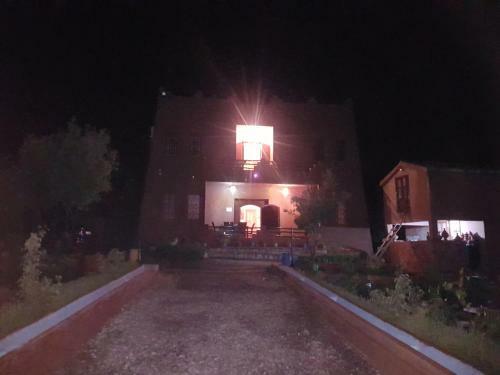 Hostal Maison D'h�tes Tinwitchi