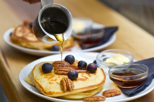 Golden Caves Bed & Breakfast