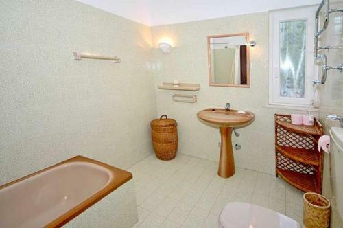 Picota Villa Sleeps 7 Pool