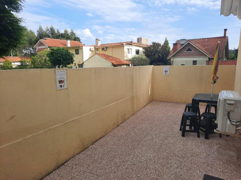 Hostal Metro Vilar Suites & Villas