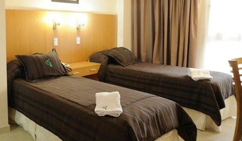 Hotel Osam