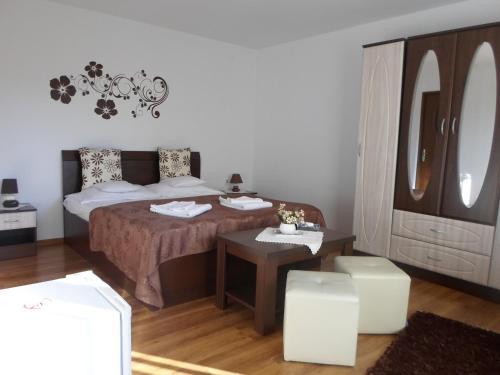 Bed & Breakfast Zolt�n & Erika Panzi� Parajd