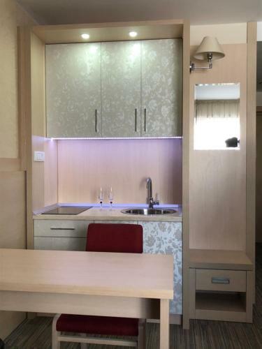 Apartman 128 Hotel Angella