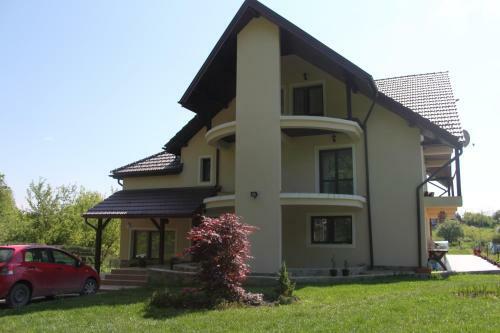 Hostal Forest Villa
