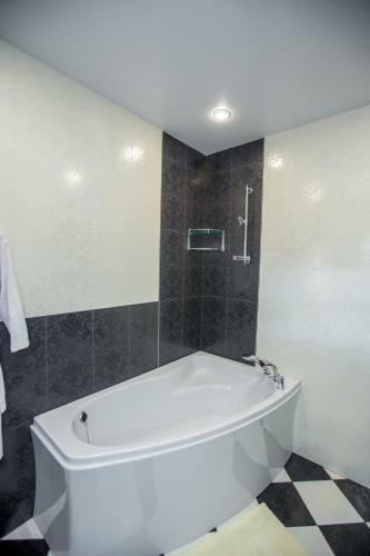 Elion Hotel