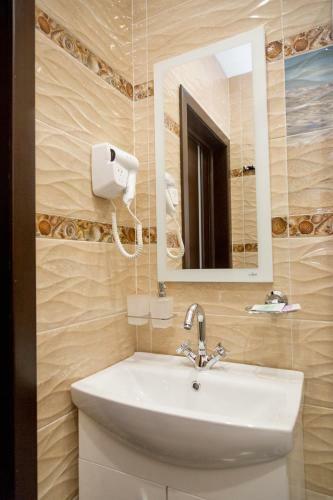 Elion Hotel