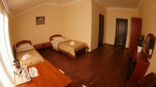 Hollywood 2 Hotel