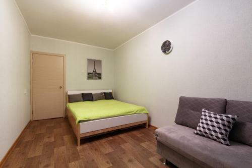Apartment On Amurskiy Bulvar