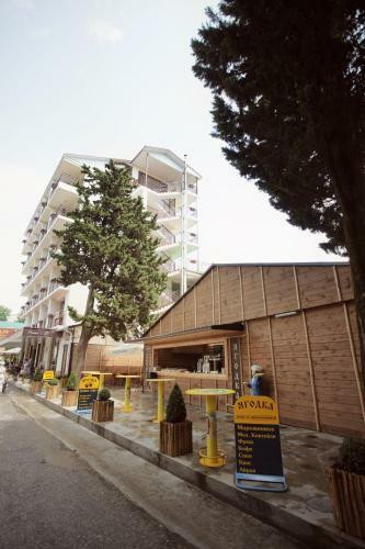 Hotel Bristol