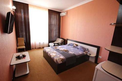 Hostal Nikos Hotel