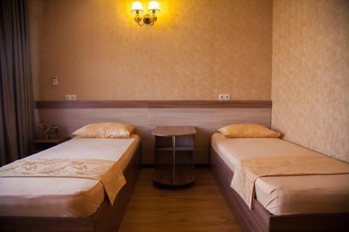 Hostal Nikos Hotel