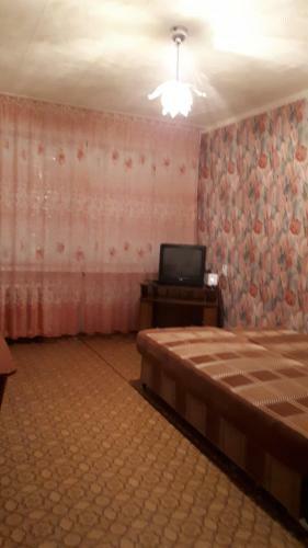 Apartment On Stroiteley 19