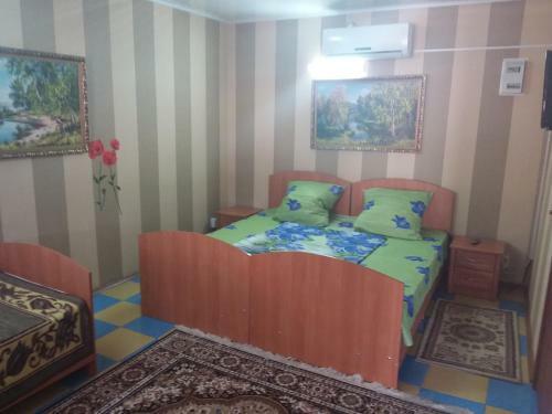 Hostal Alex Guest House
