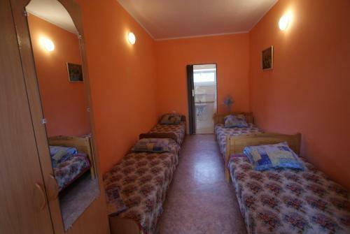 Hostal Dejavu Guest House