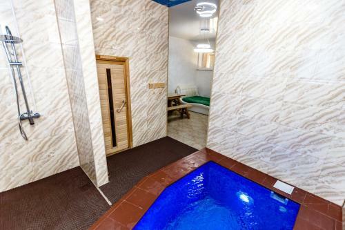 Hotel Seven