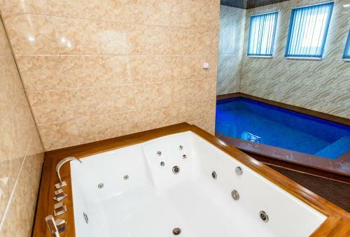 Hotel Seven