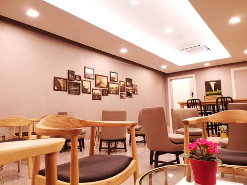 O2 Luxury Hotel