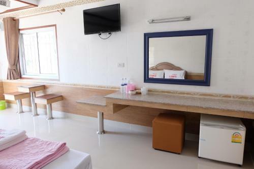 Hotel Bualuang Boutique Resort