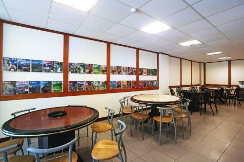 Fenchihu Street Hotel