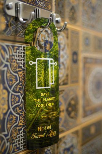 Hotel Tunnel Of Love