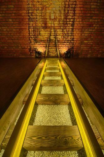 Hotel Tunnel Of Love