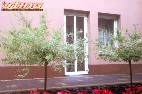 Sting Hotel & Event Palace