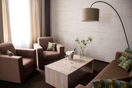Hotel Versailles