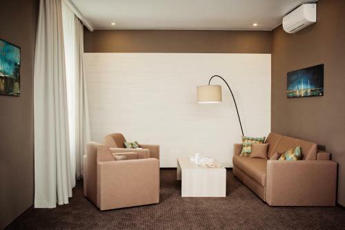 Hotel Versailles
