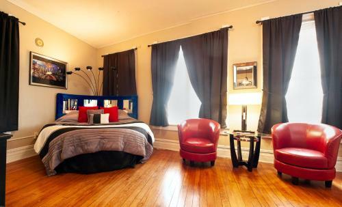 Bed & Breakfast The Historic Wolf Hotel