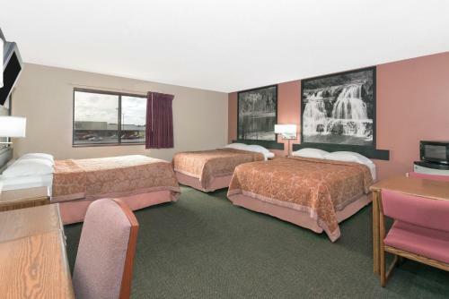 Hotel Super 8 By Wyndham Perham