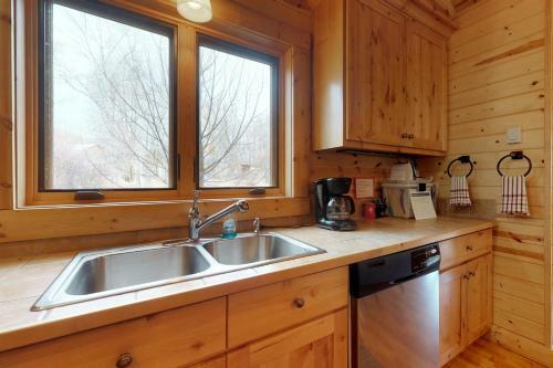 Wild Rose Cabin