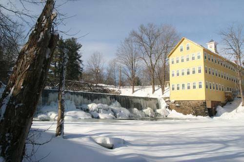 Bed & Breakfast Old Mill Inn