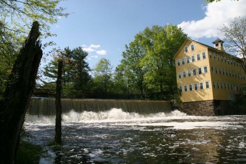 Bed & Breakfast Old Mill Inn