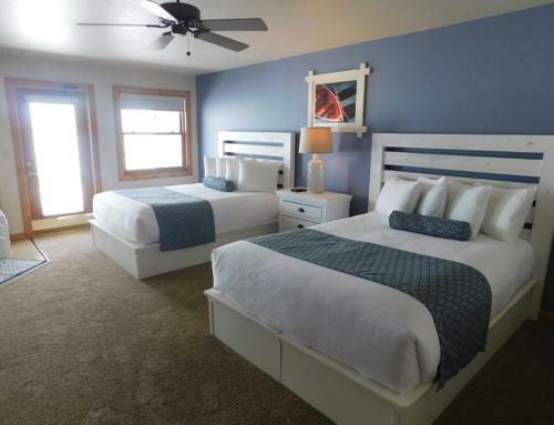 Hotel Quarterdeck Resort