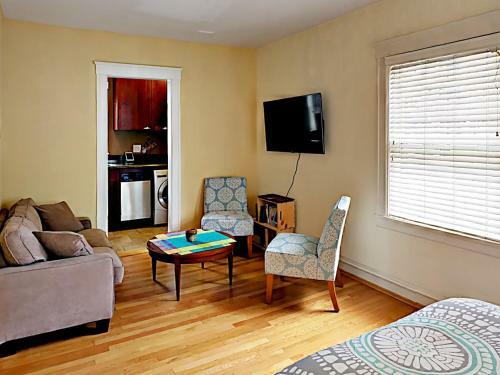 Apartamento 2132 5th Ave Studio Condo