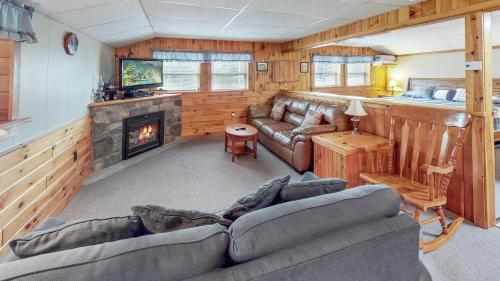 Hotel Rough Cut Lodge