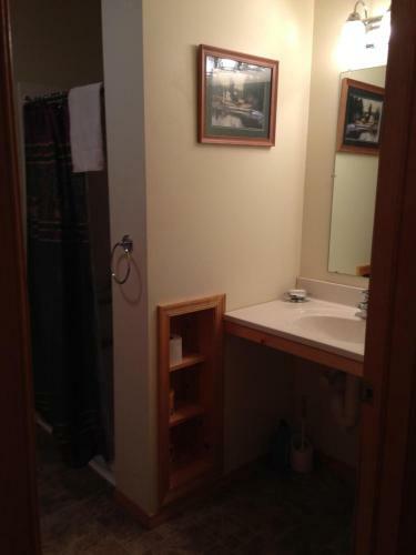 Hotel Rough Cut Lodge