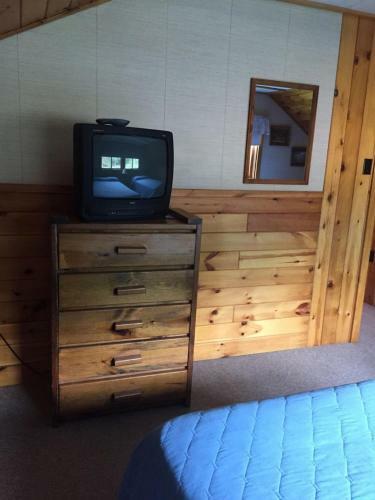 Hotel Rough Cut Lodge