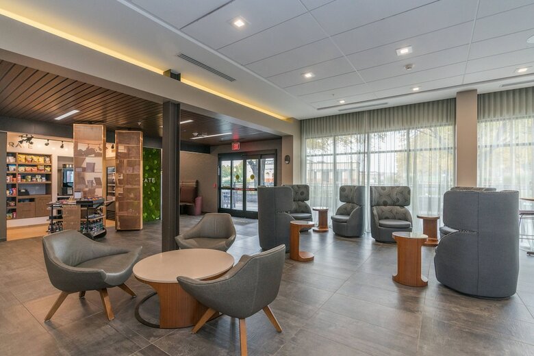 Hotel Courtyard By Marriott West Springfield