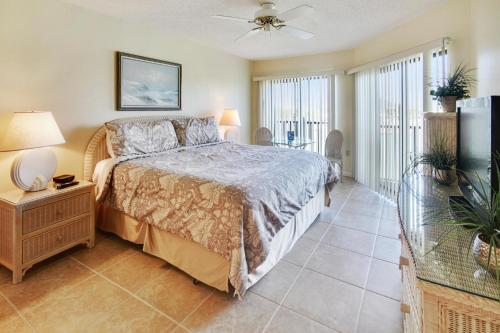 Land's End #304 Building 4 - Bay Front