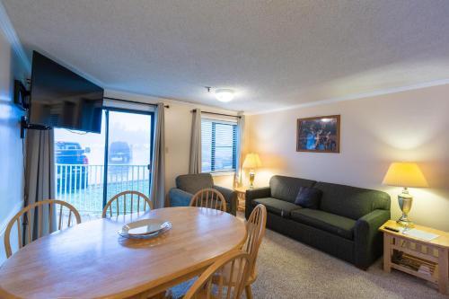 2 Bedroom Condo Unit 103