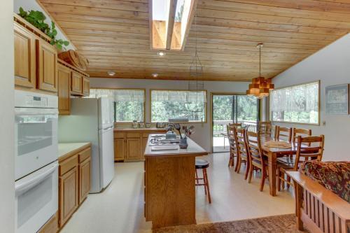 17066 Cooper Drive-spring River Lodge
