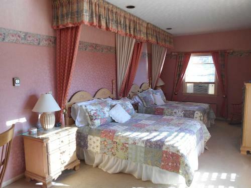West Ridge Bed & Breakfast