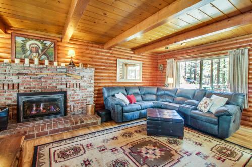 Rustic Tomahawk Cabin