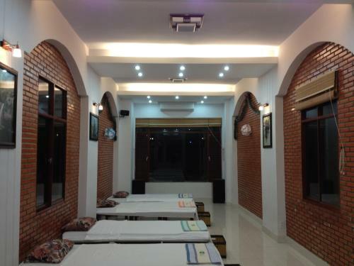 Lu Khach Quan Homestay