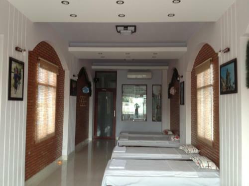 Lu Khach Quan Homestay