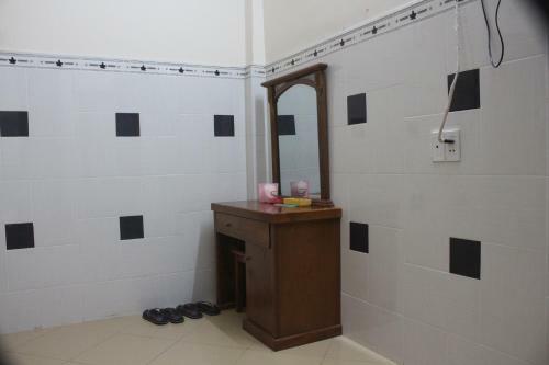 Hostal H&t Hotel